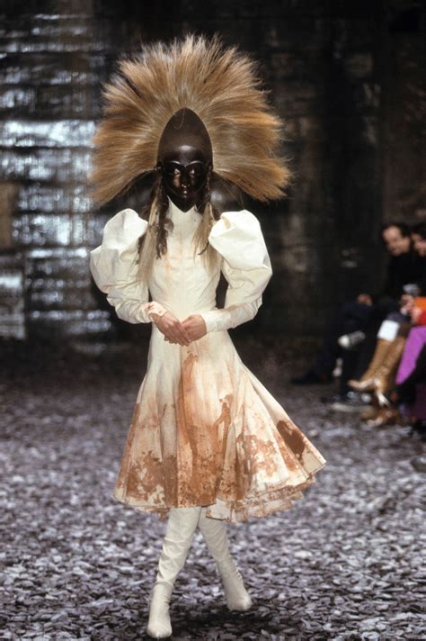 alexander mcqueen fall winter 2000.